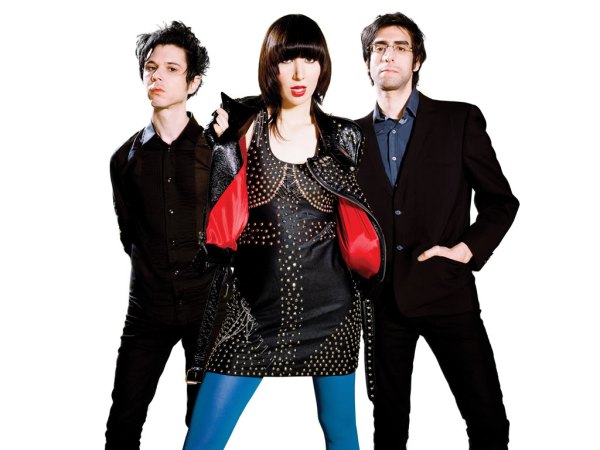 Yeah Yeah Yeahs Photo (   )   /  - 9