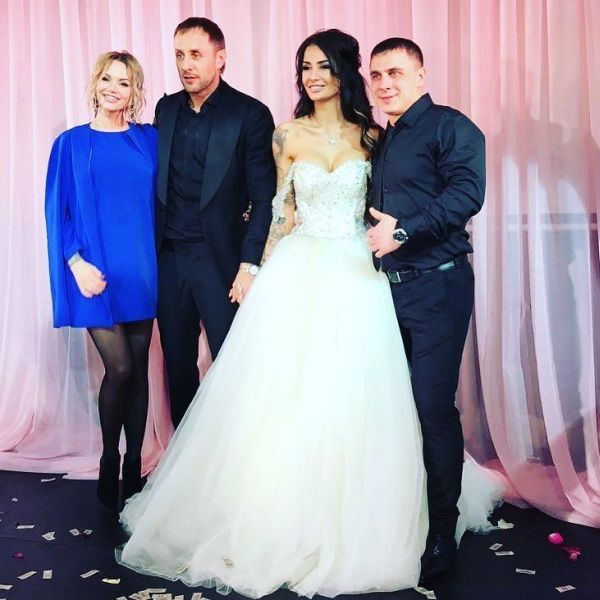   (Aleksandr Lipovoy)  -  /  - 176