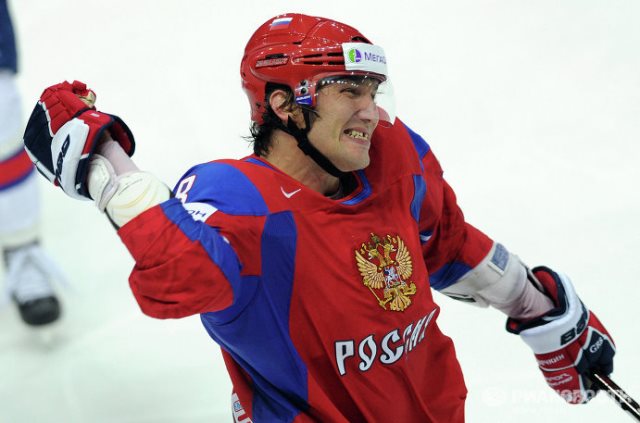 Где живет овечкин. Нападающий сборной России по хоккею 2012.