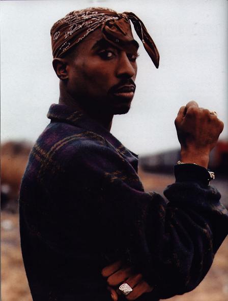 2Pac Photo (2,   )   /  - 30