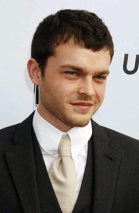 Alden Ehrenreich Photo (  )  ,        /  - 15