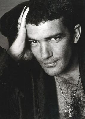 Antonio Banderas ( )  /  - 19