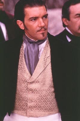 Antonio Banderas ( ) 