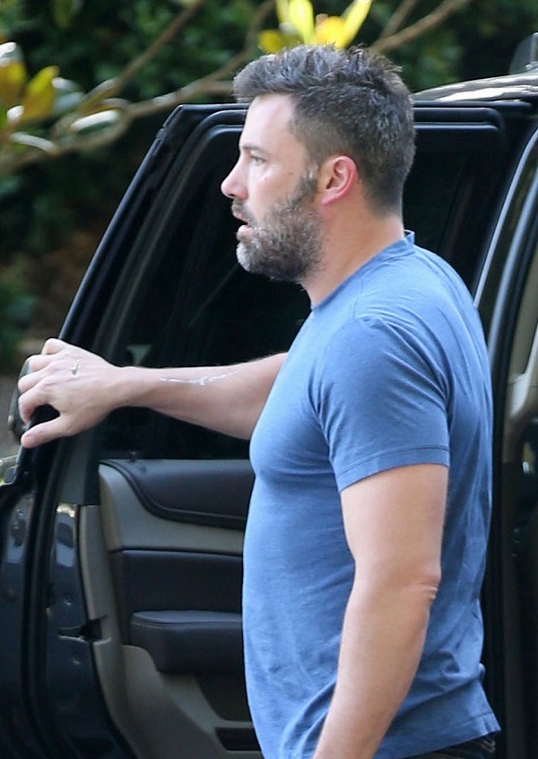 Ben Affleck Photo (  )    /  - 6