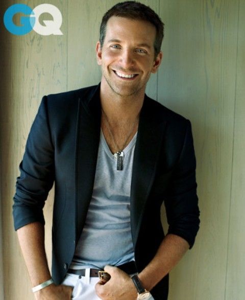 Bradley Cooper Photo (  )   /  - 16