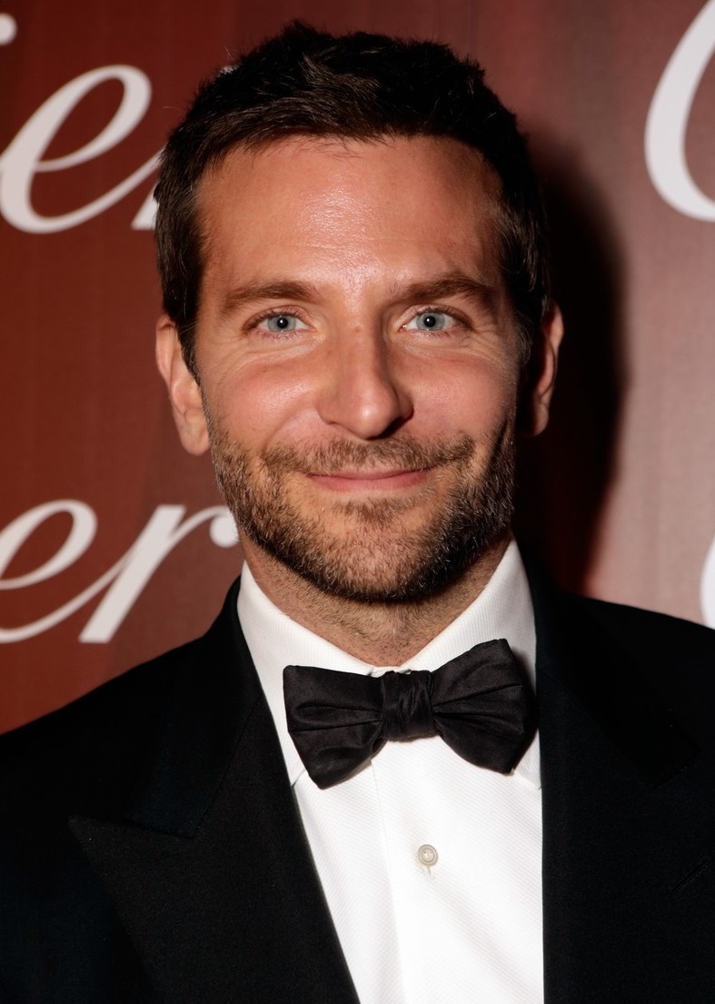 Bradley Cooper Photo (  )   /  - 18