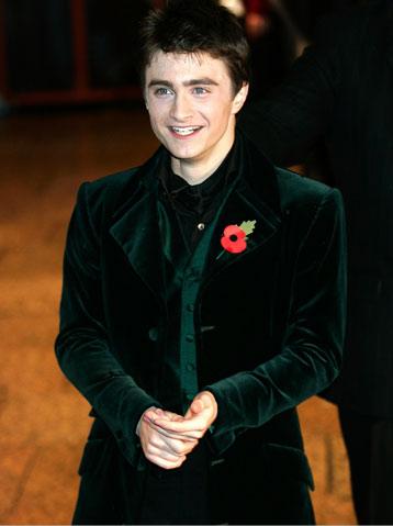 Daniel Radcliffe Photo (  )  ,   /  - 37