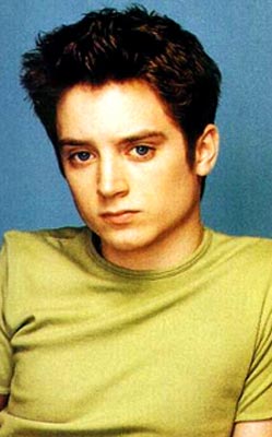 Elijah Wood Photo (  )    /  - 22