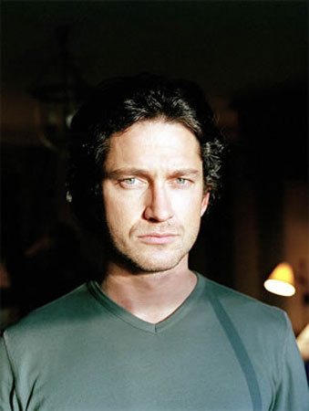 Gerard Butler Photo (  )    /  - 15