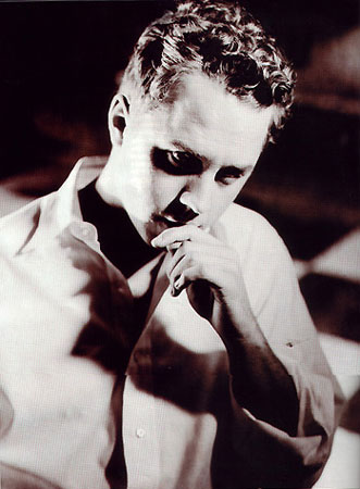 Giovanni Ribisi Photo (  )    /  - 10