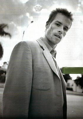 Guy Pearce Photo (  )    /  - 14