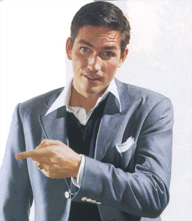 James Caviezel Photo (  )    /  - 15