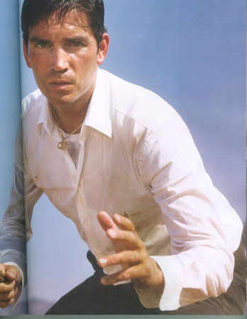 James Caviezel Photo (  )    /  - 16