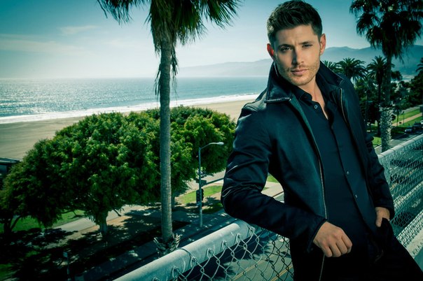 Jensen Ackles Photo (  )  ,      /  - 7