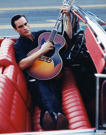 Joaquin Phoenix Photo (  )   /  - 25