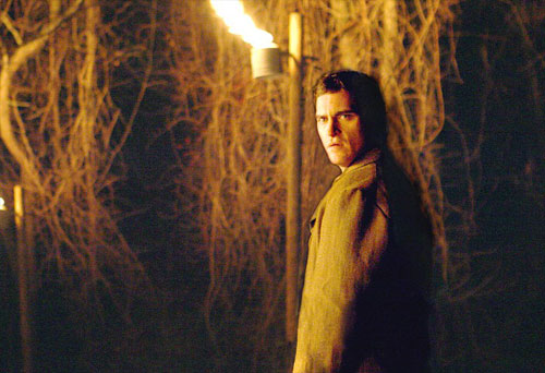 Joaquin Phoenix Photo (  )   /  - 33