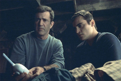 Joaquin Phoenix Photo (  )   /  - 36