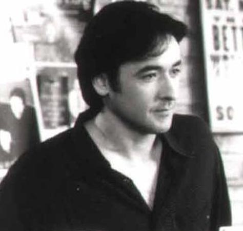 John Cusack Photo (  )    /  - 21