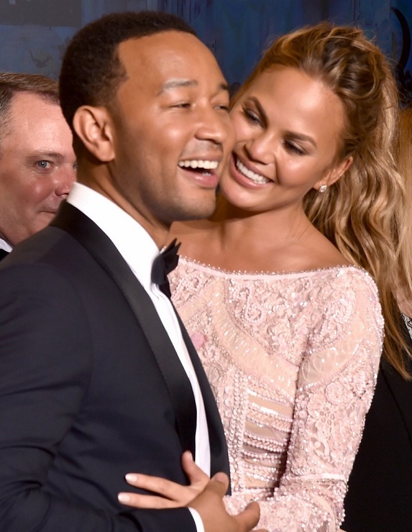 John Legend Photo (  )   /  - 6