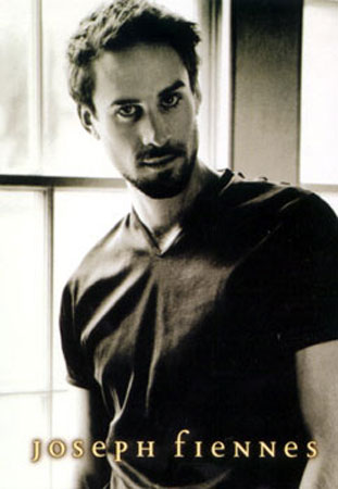 Joseph Fiennes Photo (  )    /  - 17