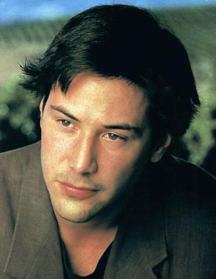 Keanu Reeves Photo (  )    /  - 31