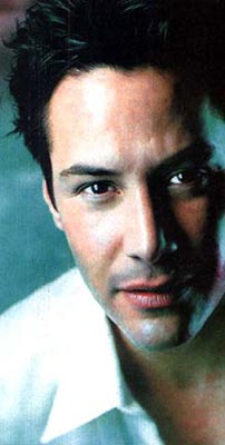 Keanu Reeves Photo (  )    /  - 32