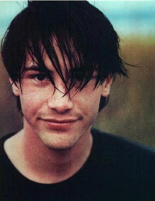 Keanu Reeves Photo (  )    /  - 34