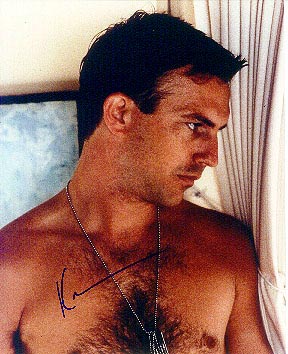 Kevin Costner Photo (  )    /  - 28