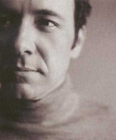 Kevin Spacey Photo (  )    /  - 28