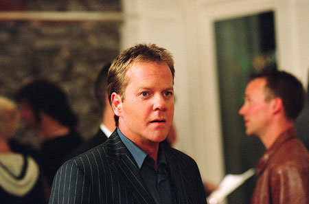 Kiefer Sutherland Photo (  )    /  - 5