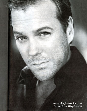 Kiefer Sutherland Photo (  )    /  - 12