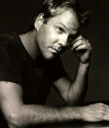 Kiefer Sutherland Photo (  )    /  - 13