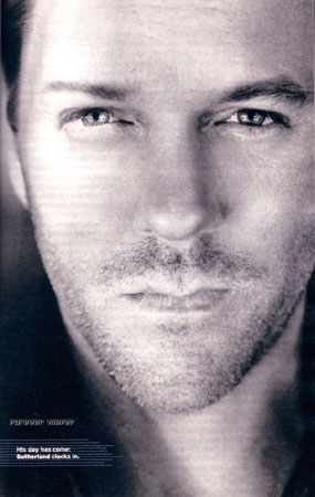 Kiefer Sutherland Photo (  )    /  - 16