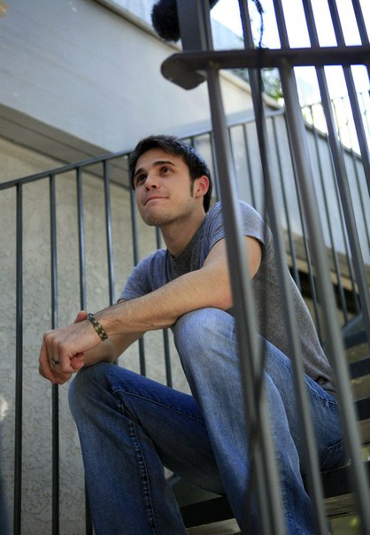 Kris Allen Photo (  )  ,  /  - 15