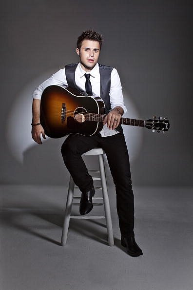 Kris Allen Photo (  )  , 