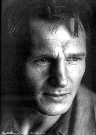 Liam Neeson Photo (  )   /  - 9