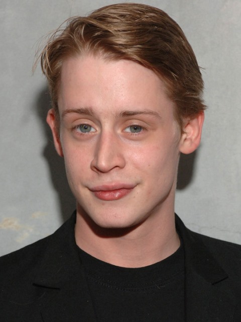 Macaulay Culkin Photo (  )   ,   /  - 18