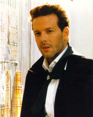 Mickey Rourke Photo (  )   /  - 15