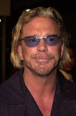 Mickey Rourke Photo (  )   /  - 17