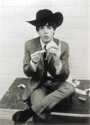 Paul McCartney Photo (  )  ,   The Beatles /  - 22