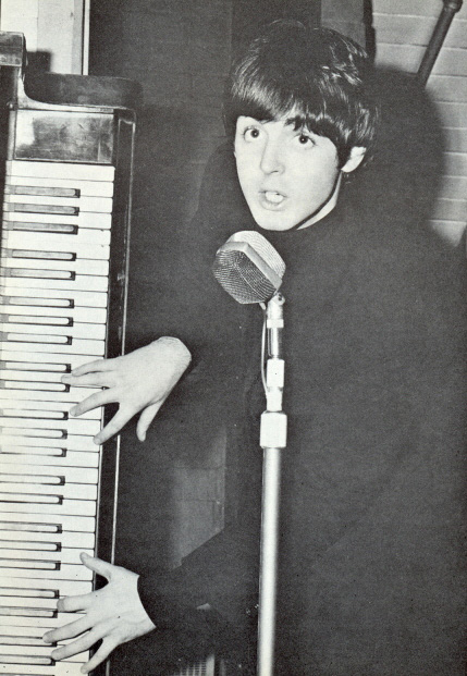 Paul McCartney Photo (  )  ,   The Beatles /  - 44