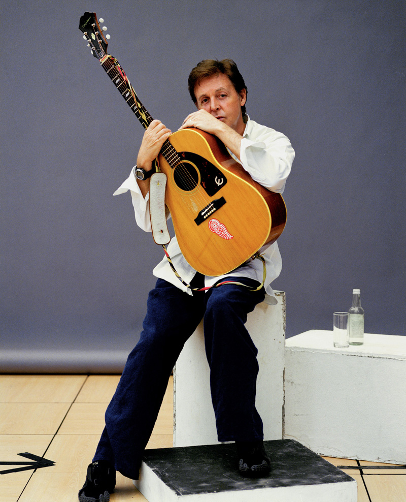 Paul McCartney Photo (  )  ,   The Beatles /  - 60