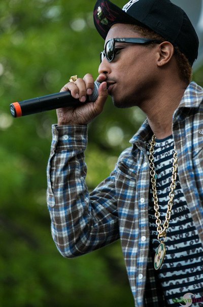 Pharrell Williams Photo (  )  - /  - 22