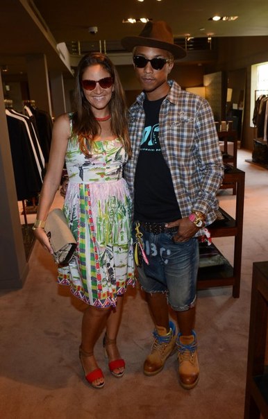 Pharrell Williams Photo (  )  - /  - 29