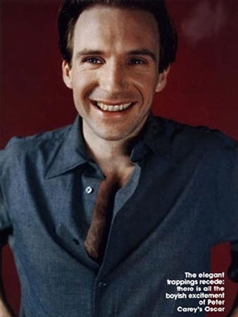 Ralph Fiennes Photo (  )    /  - 9