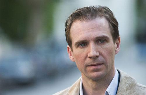 Ralph Fiennes Photo (  )    /  - 20