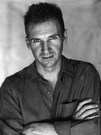 Ralph Fiennes Photo (  )   