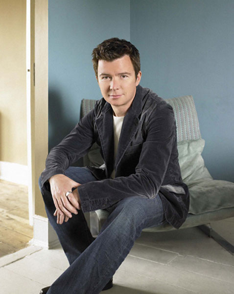 Rick Astley Photo (  )   /  - 6