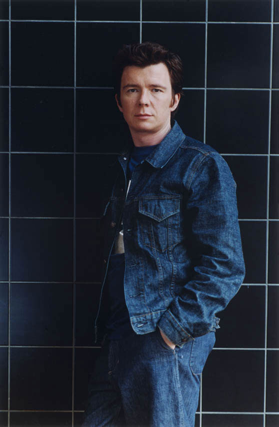 Rick Astley Photo (  )   /  - 10