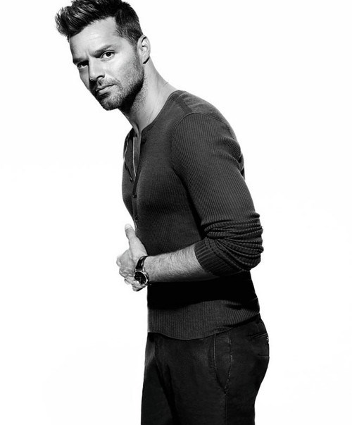 Ricky Martin Photo (  )  